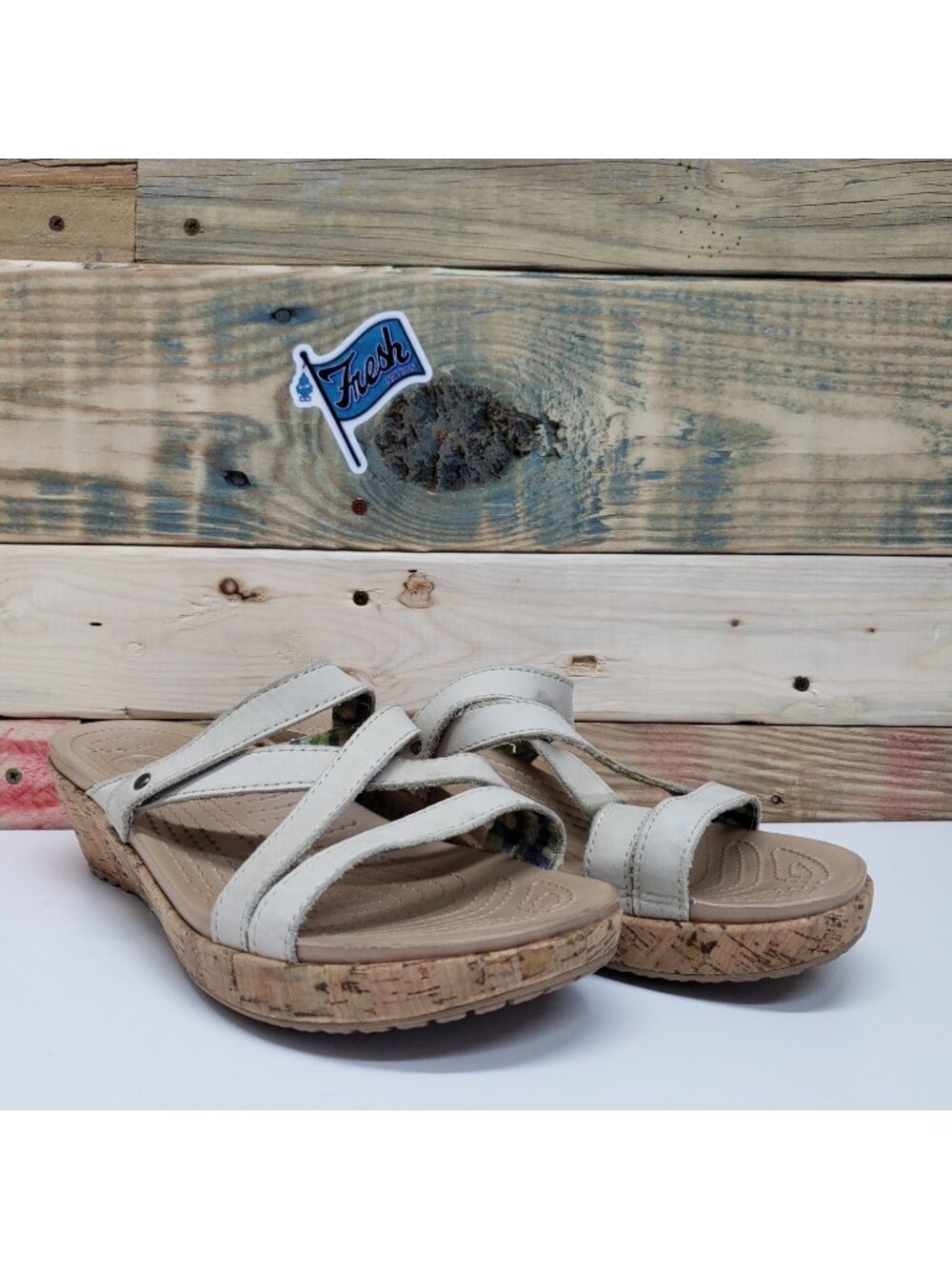 Crocs Strappy Leather Platform Sandals Shoes Women's Size 11 Light Brown Tan